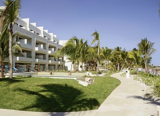 Akumal Bay Beach Resort & Spa