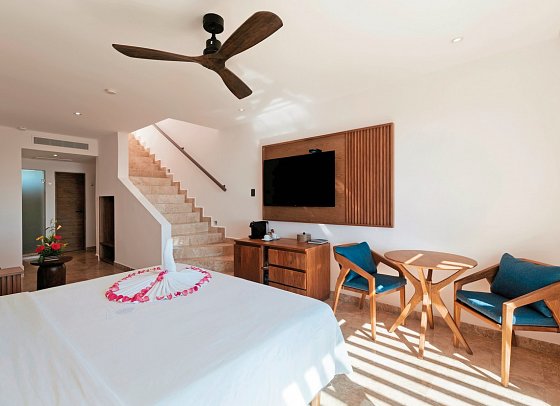 Akumal Bay Beach Resort & Spa - Wohnbeispiel Premium Junior Suite Penthouse (Zimmercodierung J2D)