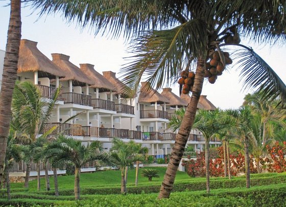 Akumal Bay Beach Resort & Spa