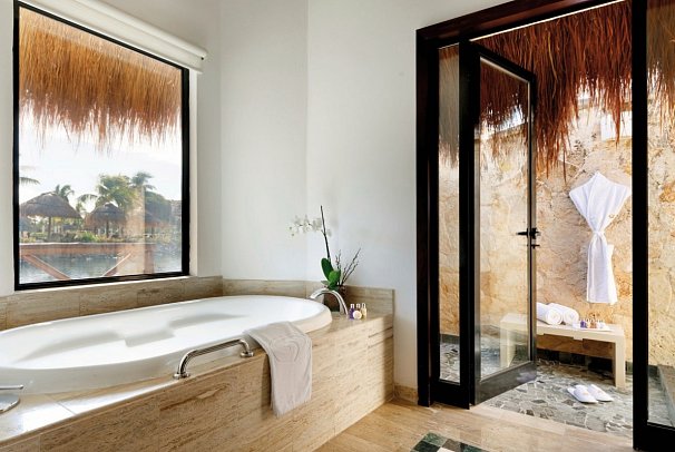 Grand Palladium Select White Sand - Wohnbeispiel Romance Bungalow by the Lake (Zimmercodierung BBC)