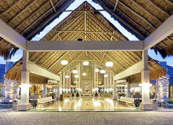 Grand Palladium Select White Sand