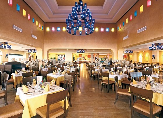 Barceló Maya Palace