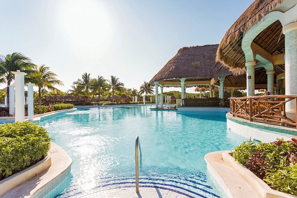 Grand Palladium Kantenah Resort & Spa