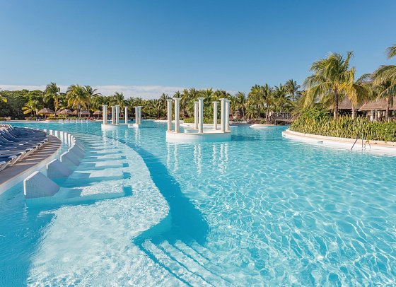 Grand Palladium Kantenah Resort & Spa