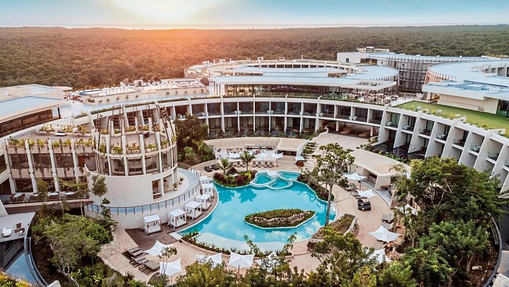 Secrets Tulum Resort & Beach Club