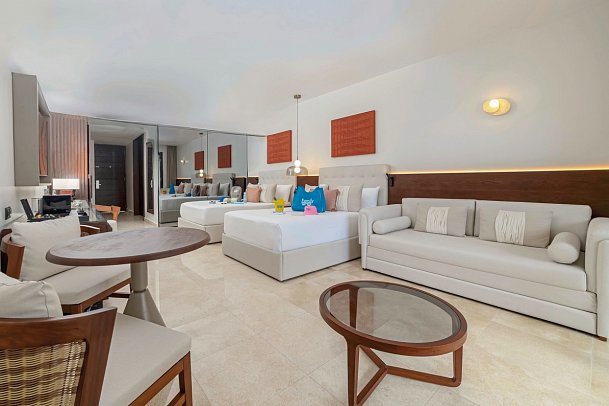 Family Selection at Grand Palladium Kantenah Resort & Spa - FS Juniorsuite Swim Up (Zimmercodierung JBQ)