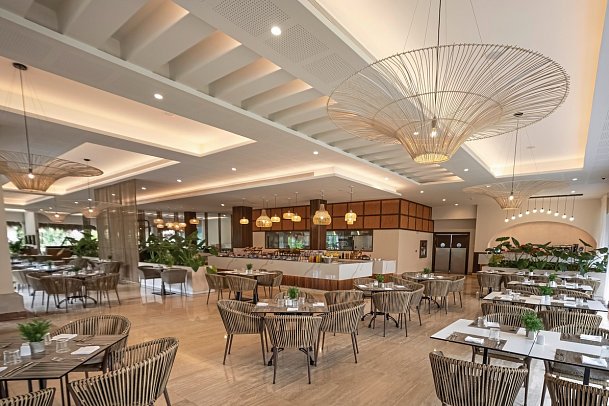 Family Selection at Grand Palladium Kantenah Resort & Spa