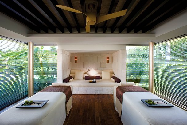 Blue Diamond Luxury Boutique Hotel