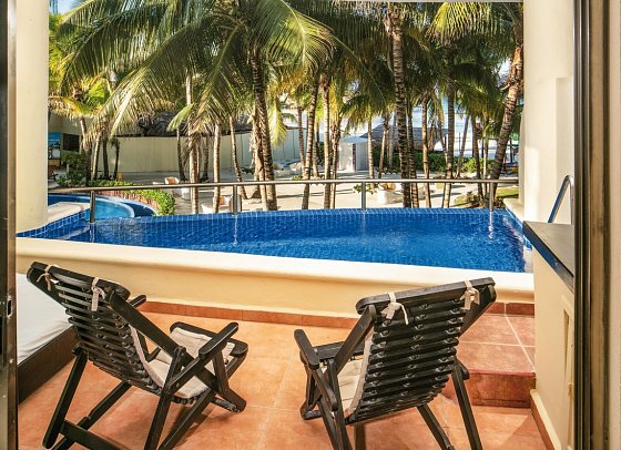 El Dorado Maroma & Palafitos Overwater Bungalows
