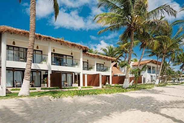 The Beachfront by The Fives Hotels