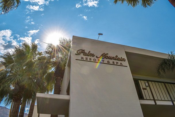 Palm Mountain Resort & Spa