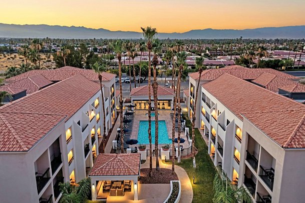 Courtyard by Marriott Palm Springs