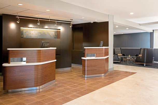 Courtyard by Marriott Palm Springs