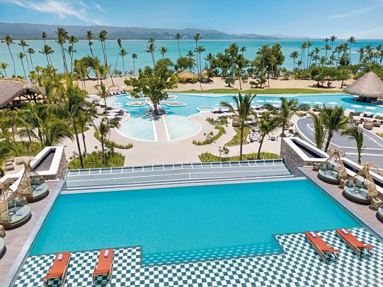 Zemi Miches Curio Collection by Hilton