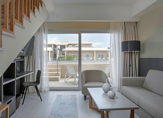 Catalonia Royal La Romana - Wohnbeispiel Duplex Suite & Swimming Pool (Zimmercodierung W2P)