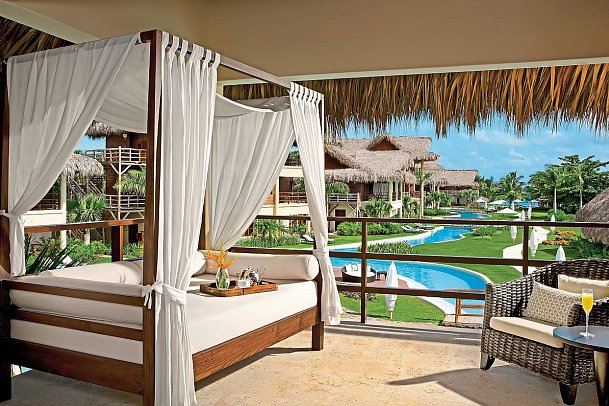 Zoetry Agua Punta Cana - Wohnbeispiel Romantic Juniorsuite Pool View (Zimmercodierung JP1)
