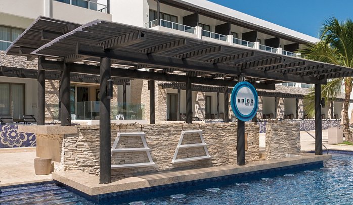 Royalton CHIC Punta Cana
