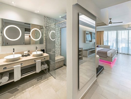 Royalton CHIC Punta Cana - Wohnbeispiel Luxury Juniorsuite (Zimmercodierung JU1)