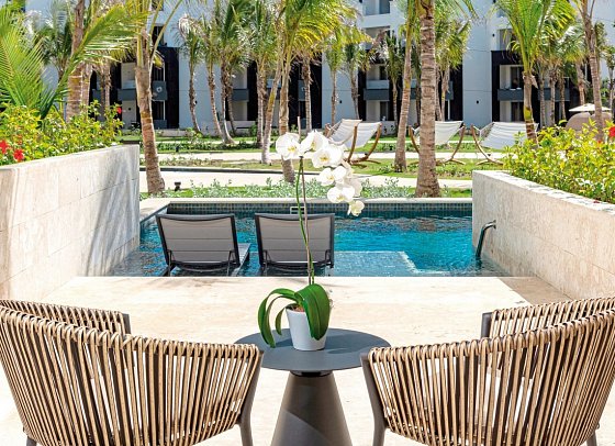 Secrets Tides Punta Cana - Wohnbeispiel Junior Suite Swim Out Terrasse (Zimmercodierung J1Q)