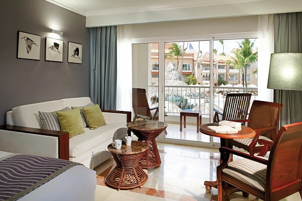 TRS Turquesa Hotel - Wohnbeispiel Junior Suite Poolside (Zimmercodierung J1P)