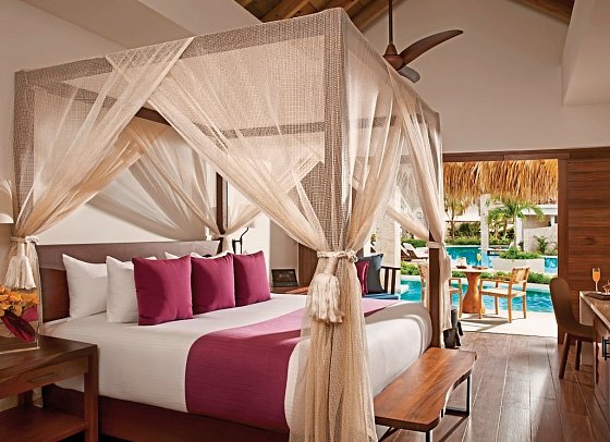 Secrets Cap Cana Resort & Spa - Wohnbeispiel Preferred Club Bungalow Suite Swim Out Ocean Front (Zimmercodierung BBO)