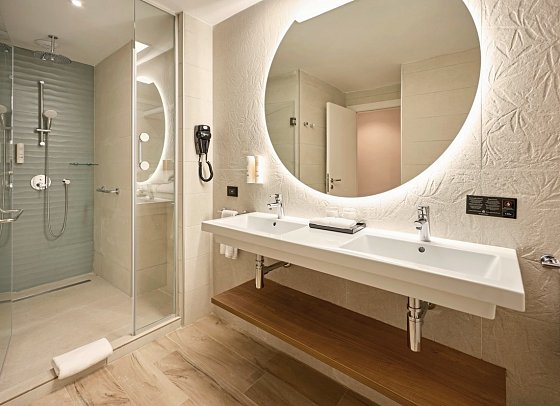 Riu Palace Bavaro - Beispiel Bad Junior Suite (Zimmercodierungen JG1, JB1, JS1 & JS2)