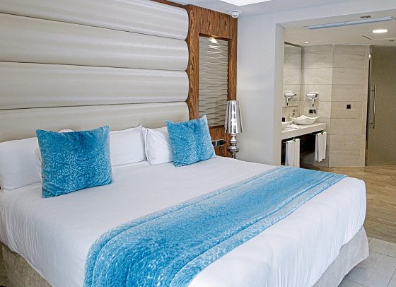 Majestic Mirage Punta Cana - All Suites Resort - Wbsp. 1 Bedroom Suite Outdoor Jacuzzi (Zimmercodierung AS2)