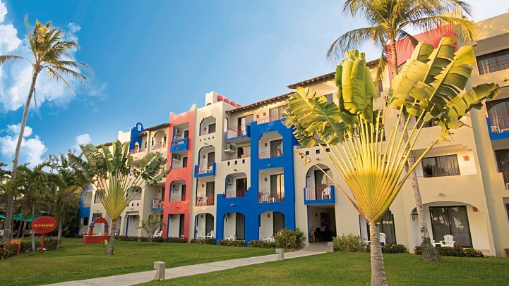 Grand Decameron Complex Bucerías