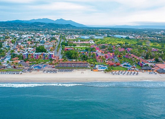 Grand Decameron Complex Bucerías