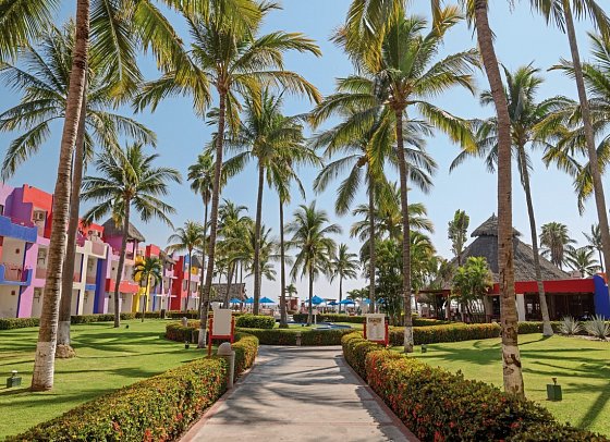 Grand Decameron Complex Bucerías