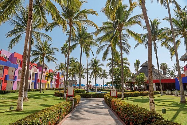 Grand Decameron Complex Bucerías