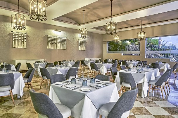 Grand Palladium Vallarta Resort & Spa