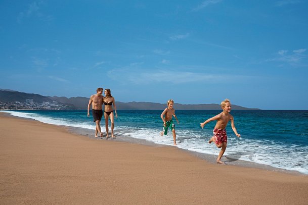 Dreams Vallarta Bay Resort & Spa