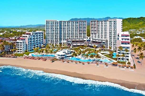 Dreams Vallarta Bay Resort & Spa