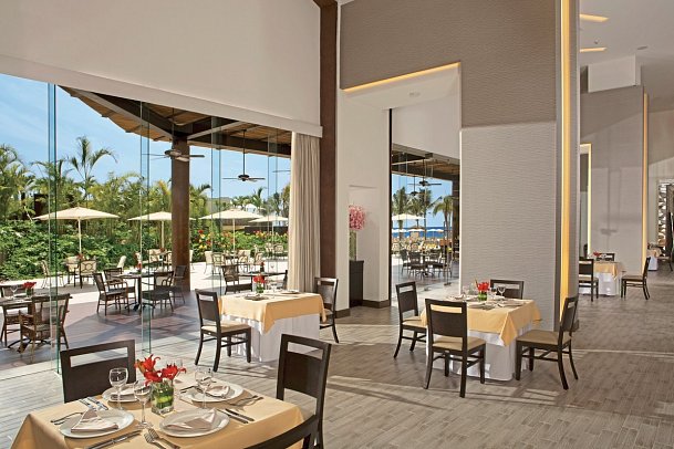 Dreams Vallarta Bay Resort & Spa