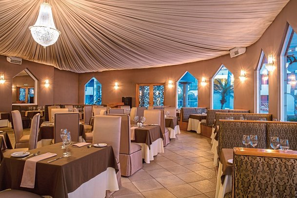 Crown Paradise Club Puerto Vallarta