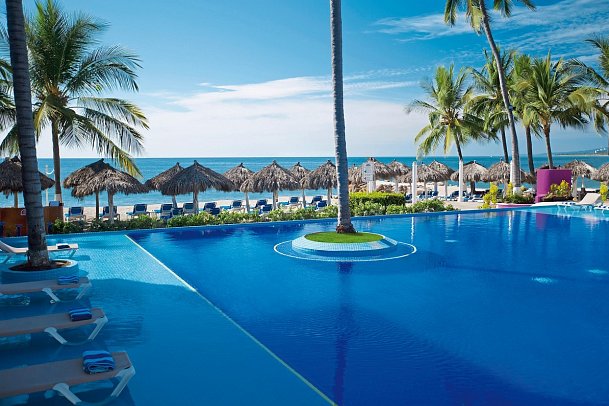 Crown Paradise Club Puerto Vallarta