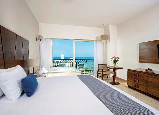 Crown Paradise Golden Puerto Vallarta