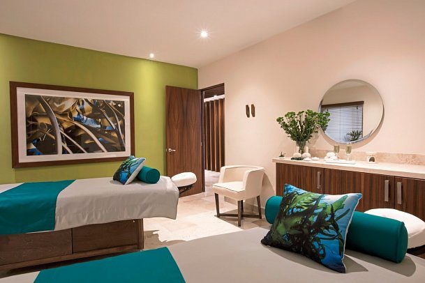 Crown Paradise Golden Puerto Vallarta
