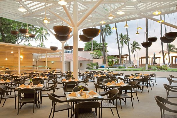 Crown Paradise Golden Puerto Vallarta