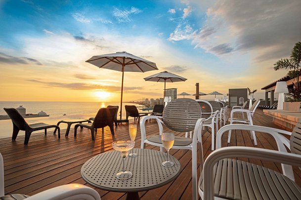 Crown Paradise Golden Puerto Vallarta
