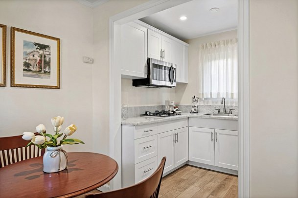 Inn by the Harbor - Wohnbeispiel Wohnbeispiel Bad Standard 2 Beds (Zimmercodierung UG4)