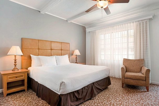 Best Western Plus Santa Barbara - Wohnbeispiel Standard 1 Bed (Zimmercodierung UG2)