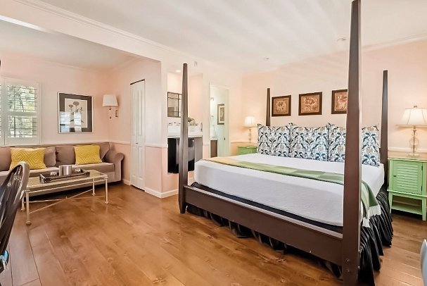 Apple Farm - Wohnbeispiel Main Inn King Specialty (Zimmercodierung UG2)