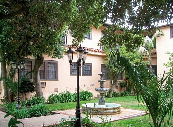 Historic Santa Maria Inn