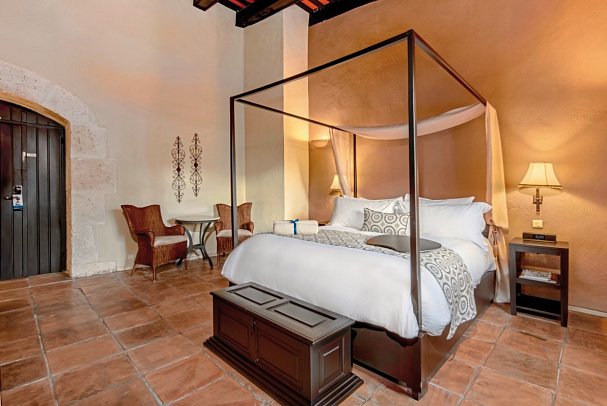 Hodelpa Nicolas de Ovando - Wohnbeispiel Deluxe Imperial Room (Zimmercodierung DD2)