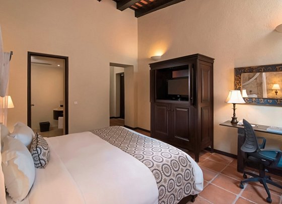 Hodelpa Nicolas de Ovando - Wohnbeispiel Colonial Room (Zimmercodierung DS6)