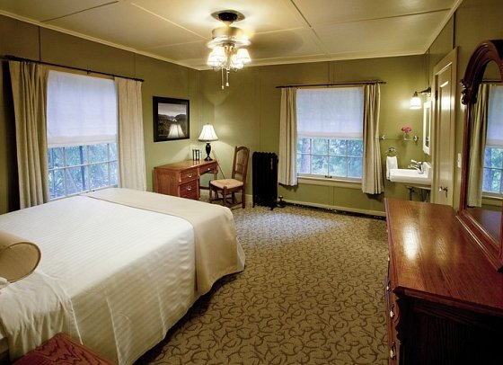 Lake Quinault Lodge - Main Lodge Standard