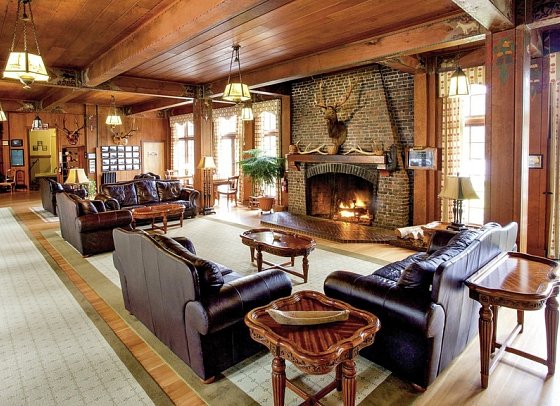 Lake Quinault Lodge - Lobby
