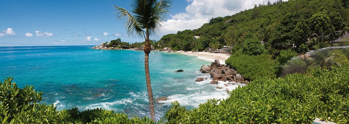 Carana Beach Hotel